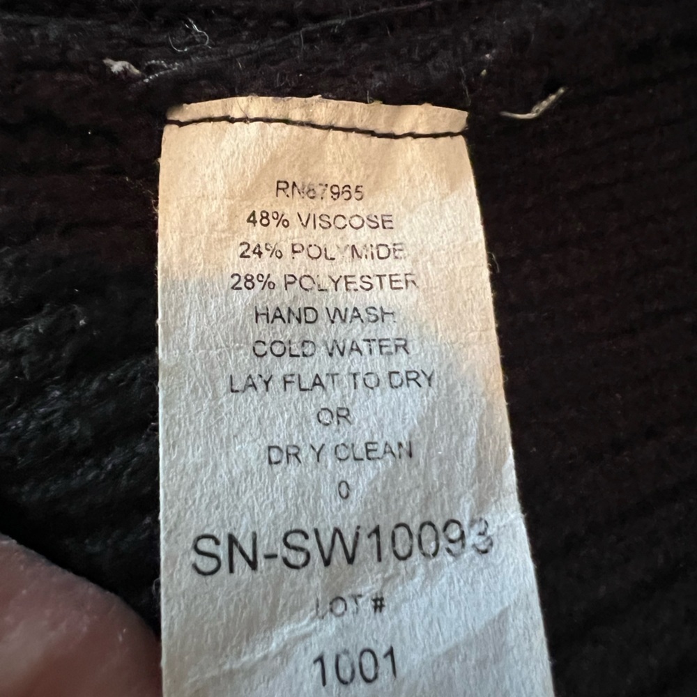 Black and cream sweater with cute ties at wrist, size large - Picture 6 of 7